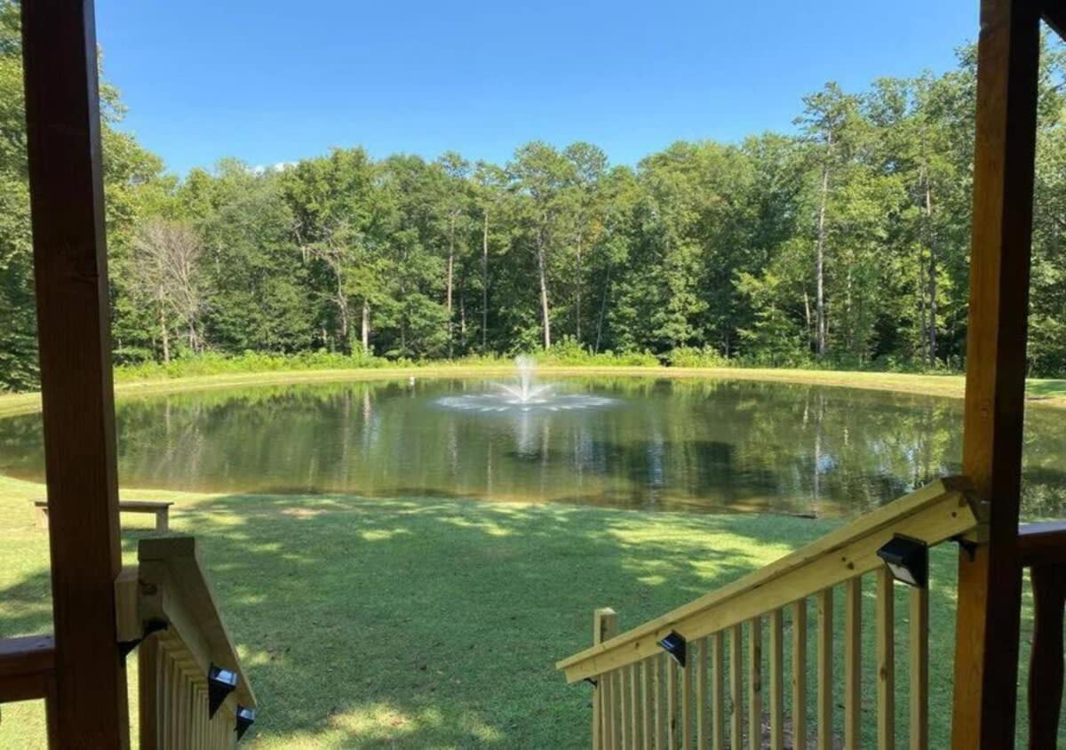 Serene 1Br Cabin Near Nc Z00 With Loft & Waterview Asheboro Dış mekan fotoğraf
