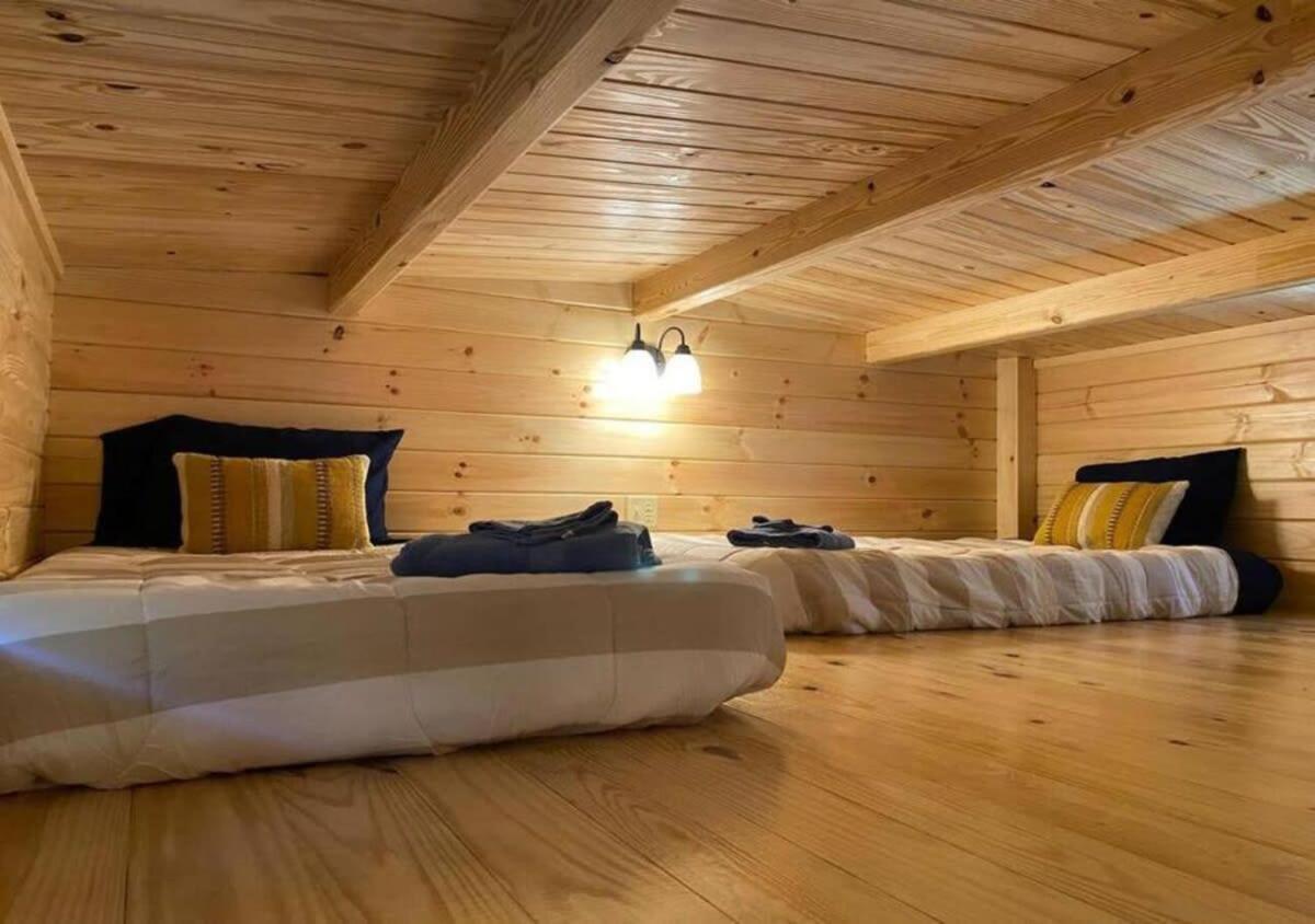 Serene 1Br Cabin Near Nc Z00 With Loft & Waterview Asheboro Dış mekan fotoğraf