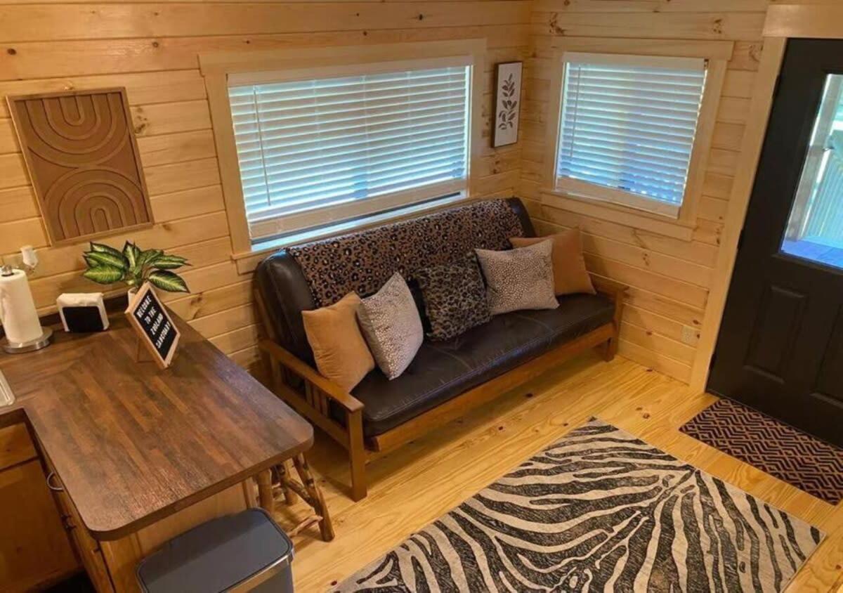 Serene 1Br Cabin Near Nc Z00 With Loft & Waterview Asheboro Dış mekan fotoğraf